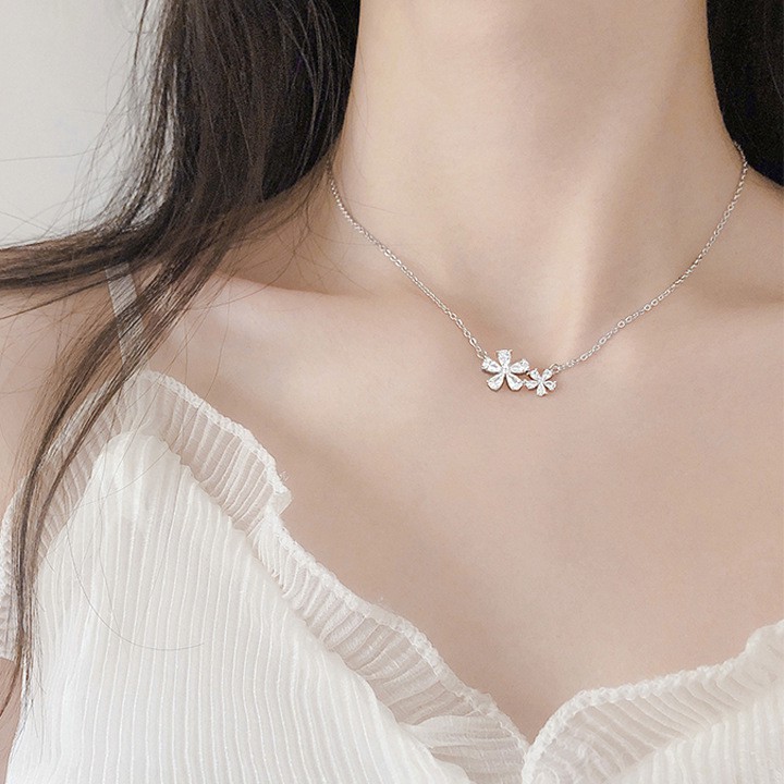 DÂY CHUYỀN HOA ĐÍNH ĐÁ BẠC - MELY 1065