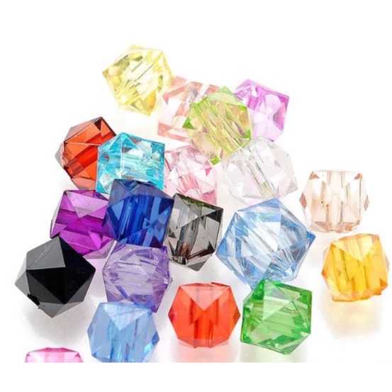 10-50gam hạt nhựa vuông đa giác vát cạnh 10mm