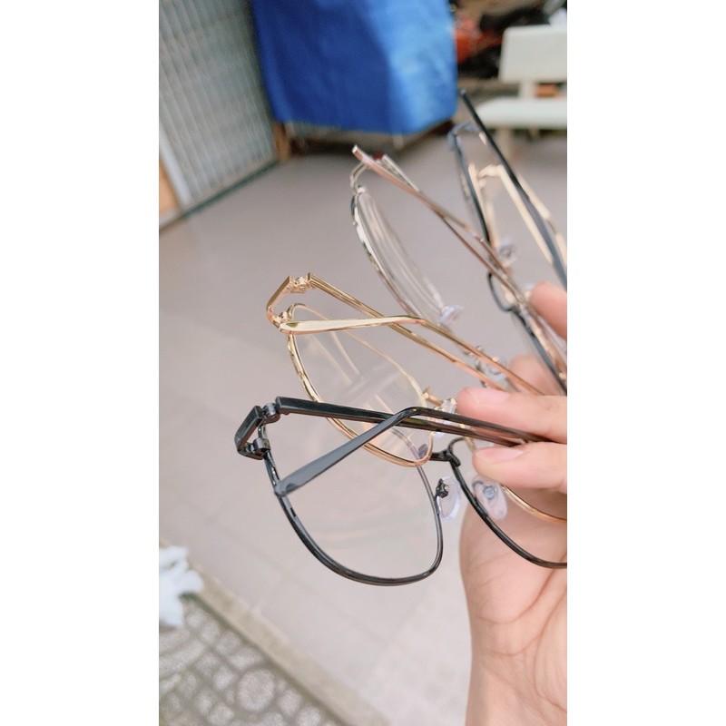 [Mã FARSSTGRE giảm 5K đơn bất kỳ] Kính vintage gọng kim loại buberrry nhỏ + to | BigBuy360 - bigbuy360.vn