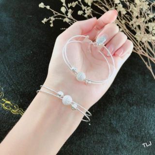 Lắc tay bạc ý