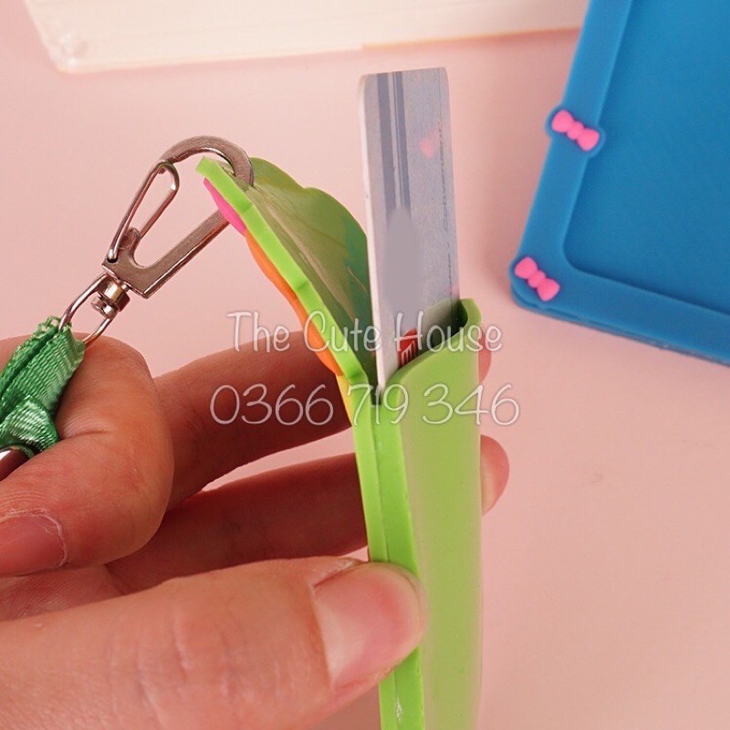 Thẻ đeo bảng tên