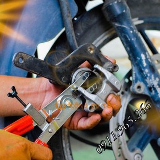 Kìm Xoay Piston Phanh Đĩa ( Heo Dầu Xe Máy )