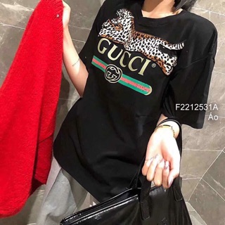 Áo thun nam Gucci.