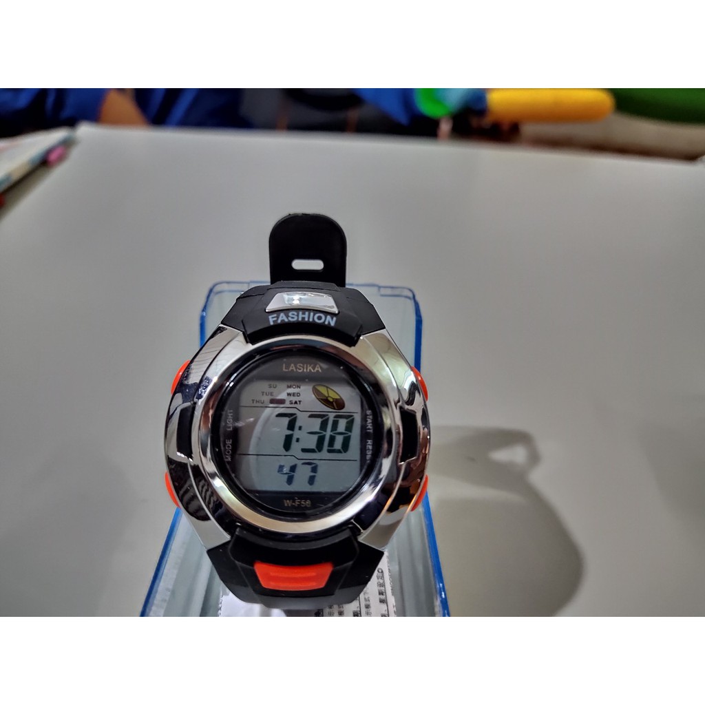 Đồng hồ thể thao trẻ em lasika