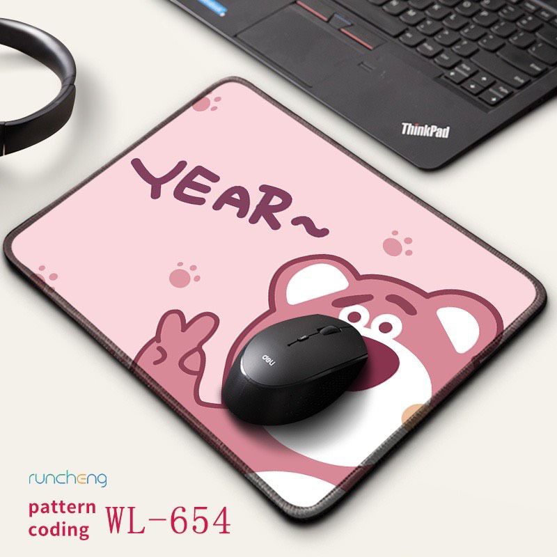 Lót chuột siêu bền chống trơn hình hoạt hình Gấu Lotso (Kích thước lớn 37*25cm)