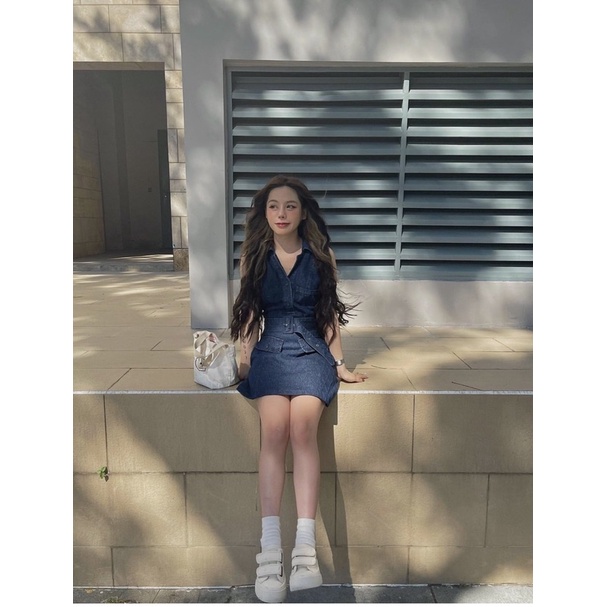 Váy nữ hoạ tiết kẻ xếp ly ngực dáng dài