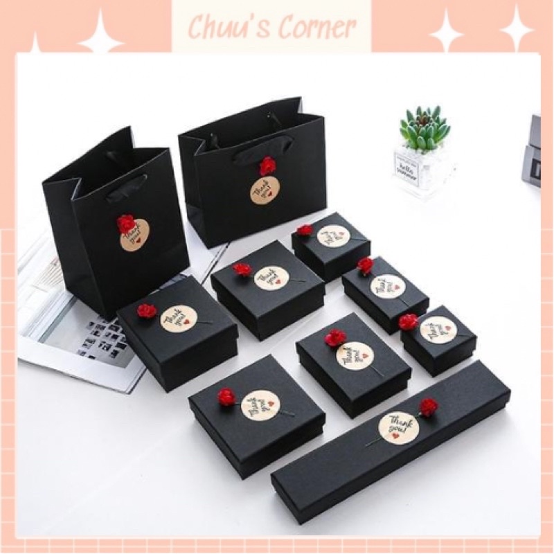 Túi giấy đựng quà kèm hoa size 15x12x6cm