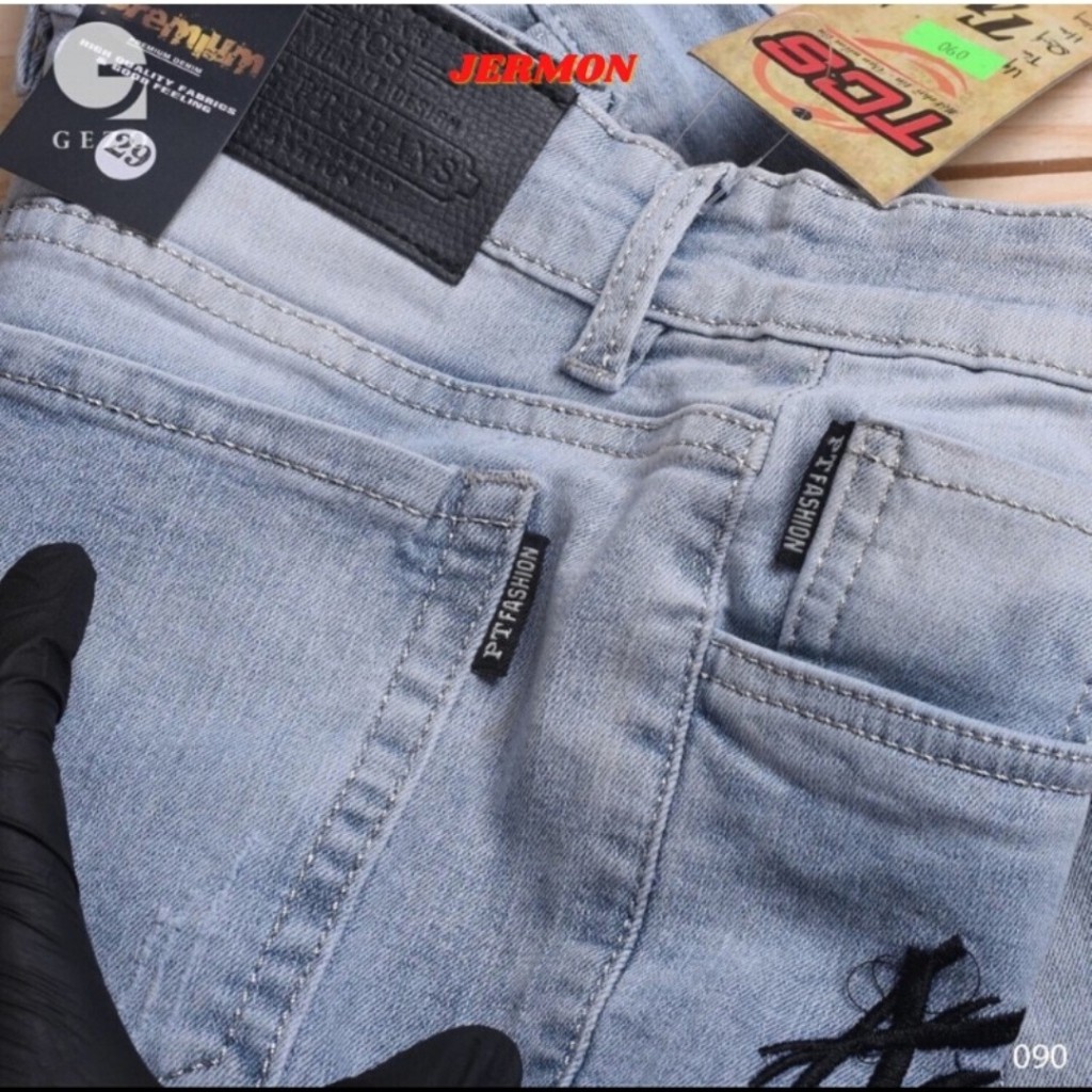 Quần Jean Nam Chất Bò AD090TG Xanh Wash Phối ChữCao Cấp Trẻ Trung Cá Tính | BigBuy360 - bigbuy360.vn