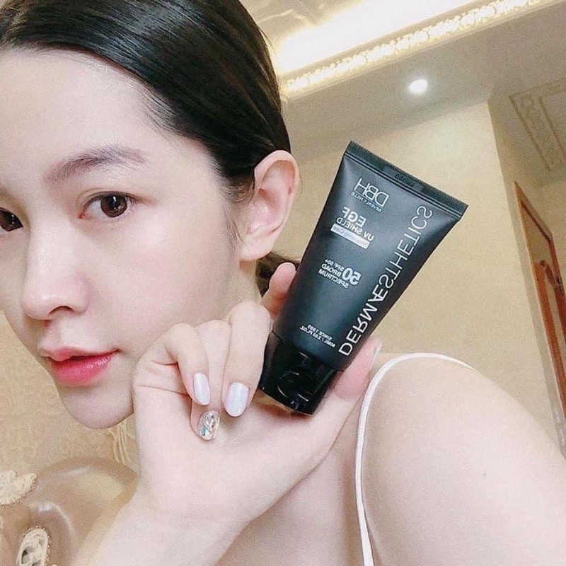 [ Mua 1 tặng Voucher 20k, tặng 1 Mask Collagen 40k] 𝐊𝐄𝐌 𝐂𝐇𝐎̂́𝐍𝐆 𝐍𝐀̆́𝐍𝐆 𝐃𝐁𝐇 - Kem Chống Nắng Dưỡng Da DBH Bản Mỹ