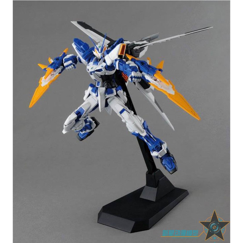 Mô Hình Lắp Ráp Gundam MG MBF-P03D Astray Blue Frame D