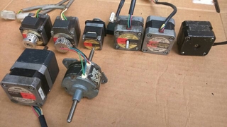 Motor giảm tốc 3 pha maxon, motor encoder, step motor ... cũ xịn rẻ