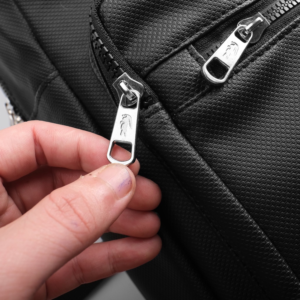 Balo CÁ SẤU LCT logo kim loại Hàn Quốc màu đen,chữ ký trắng tinh tế, thích hợp đi học, đi chơi.