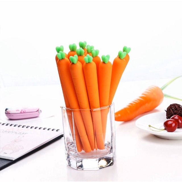 Bút bi hình trái cà rốt cực xinh