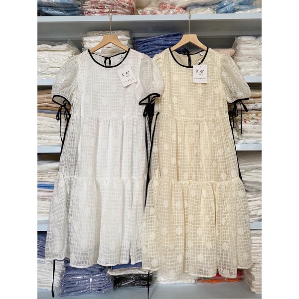 Đầm babydoll midi tầng caro hoa nổi VIỀN ĐEN dây thắt nơ tay
