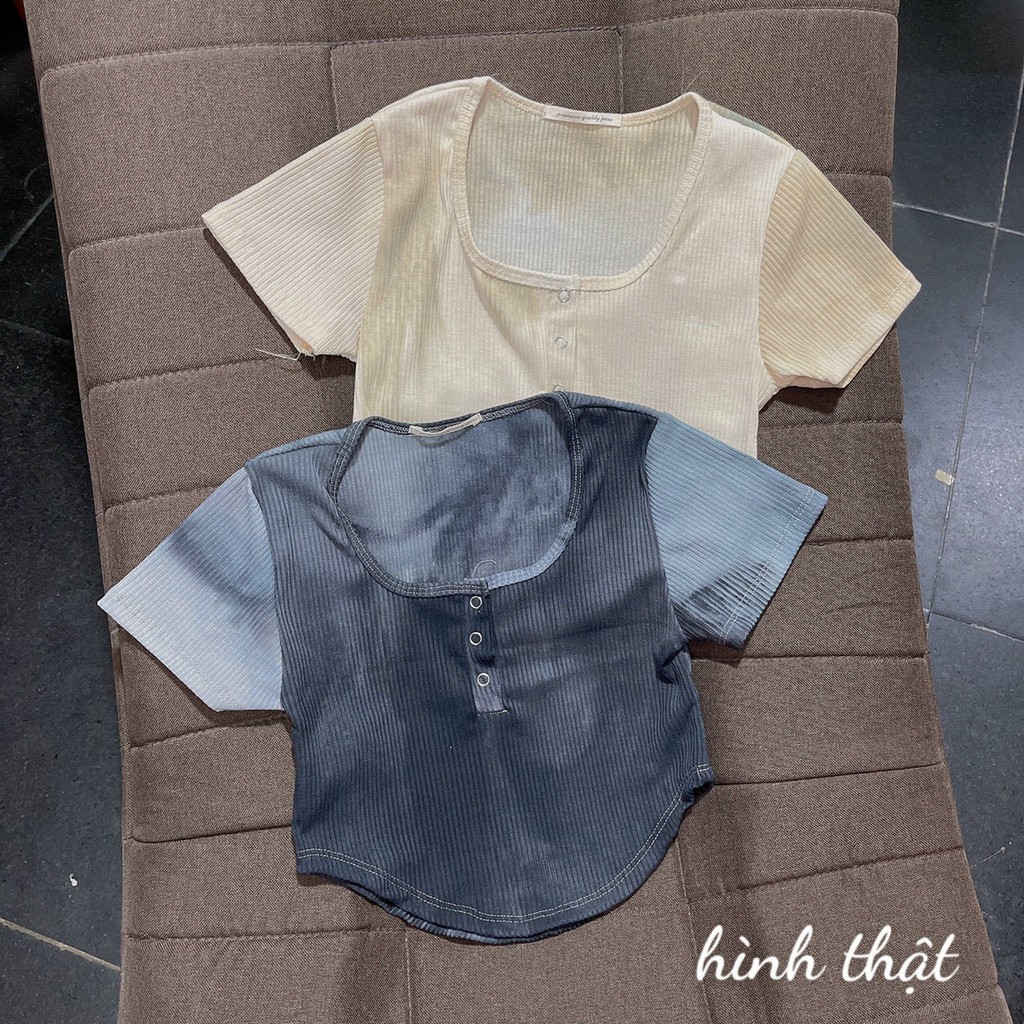 Áo kiểu croptop body tà nhọn cài nút trước phối màu loang xinh , chất thun gân mềm mịn