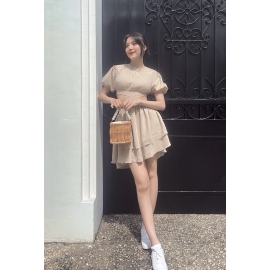 Đầm Emma khoét eo tay bồng | BigBuy360 - bigbuy360.vn