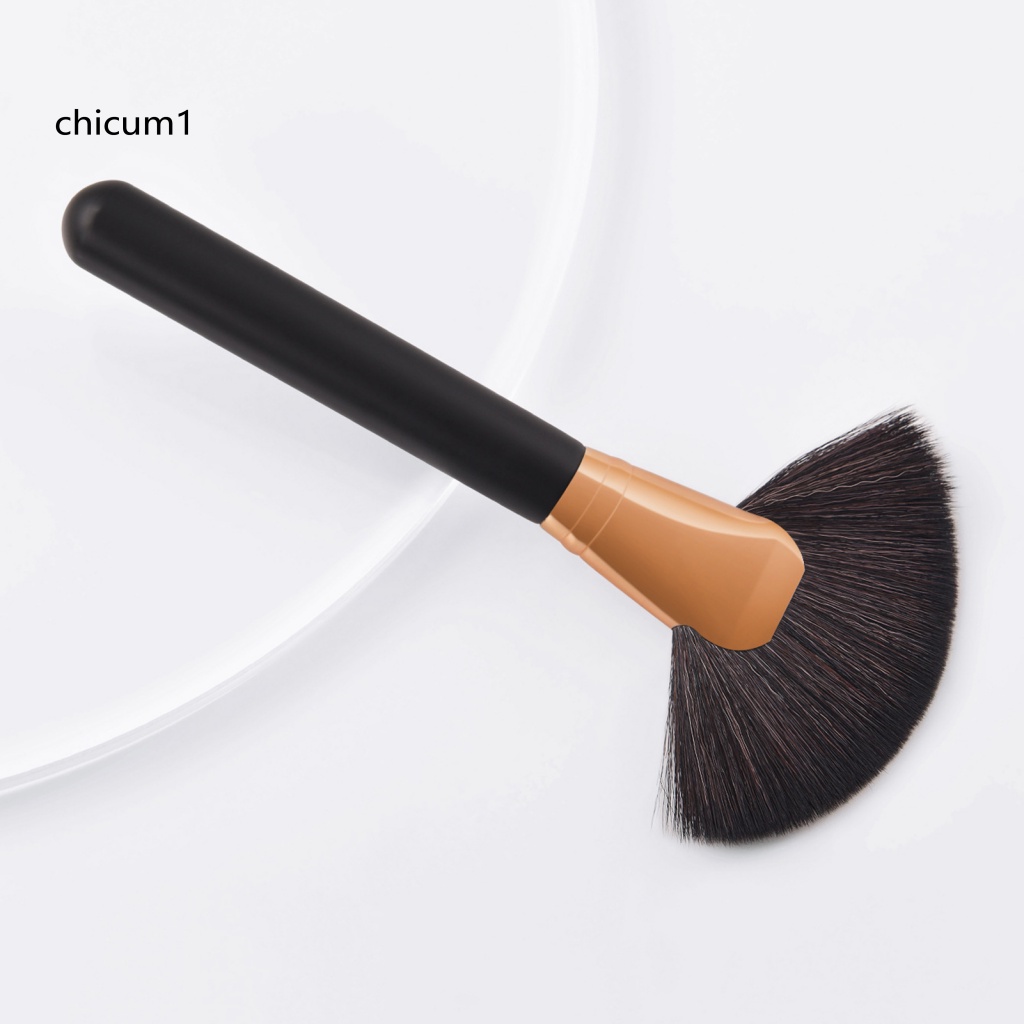 Cọ Trang Điểm CC Lông Mềm