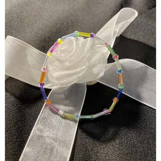 Vòng tay hạt cườm cầu vồng