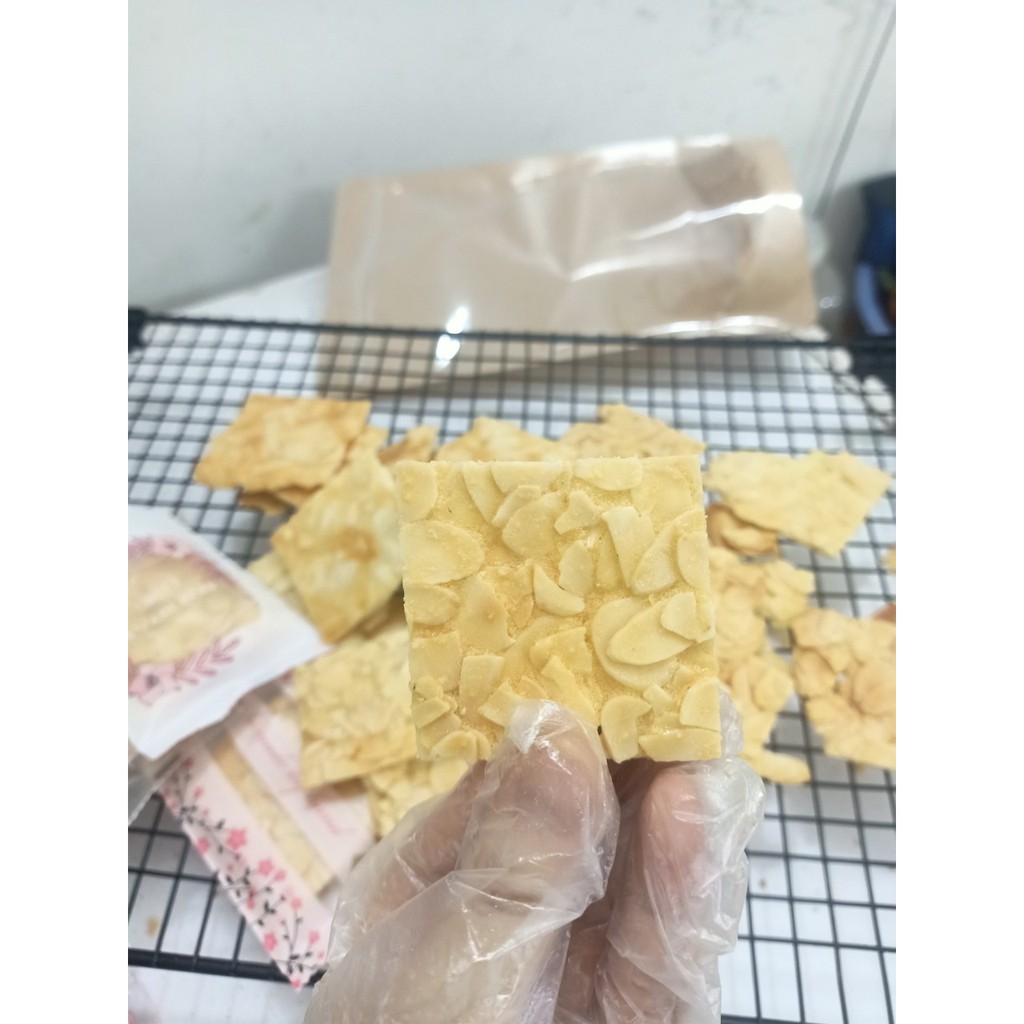 Bánh Ngói Hạnh Nhân Ăn Kiêng Keto Mai Hằng Handmade 500gr | BigBuy360 - bigbuy360.vn