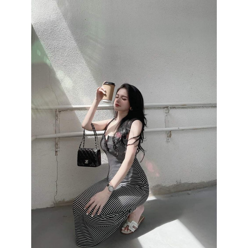 Đầm gân 2 dây bản to phối màu sọc ngang cài nút ngực ôm body cực hot , chất thun gân mềm mát