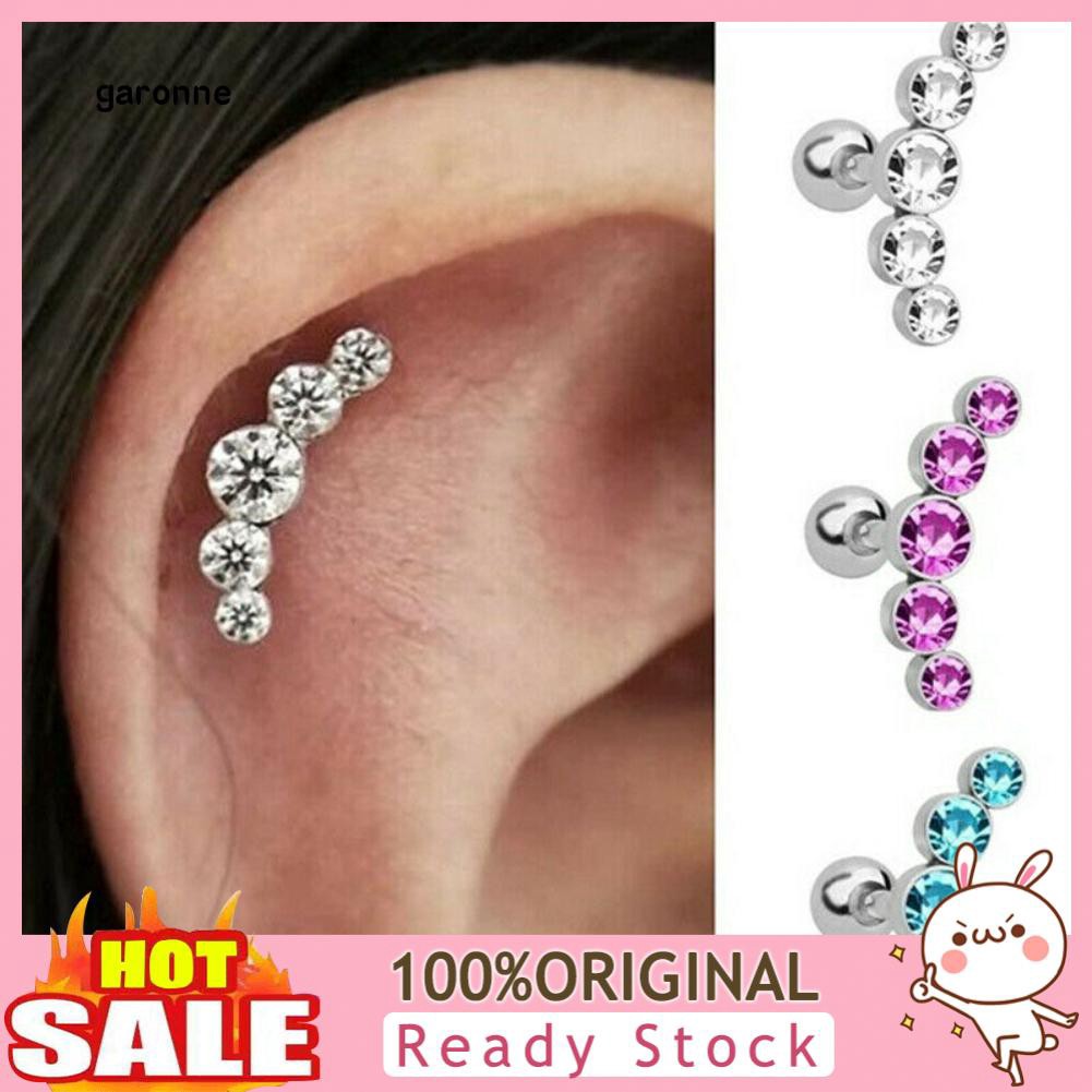 Khuyên tai đính đá phong cách trẻ trung cá tính dành cho nữ