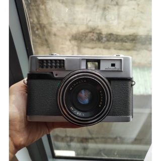 Máy ảnh film Minolta A3 dùng trưng bay, decor hay đạo cụ