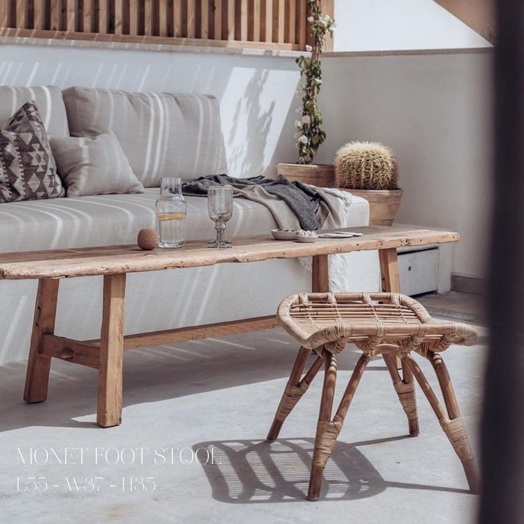 GHẾ ĐẨU CHÂN MÂY- MONET FOOT STOOL được sử dụng ở hotel, resort, spa, nhà hàng, coffee