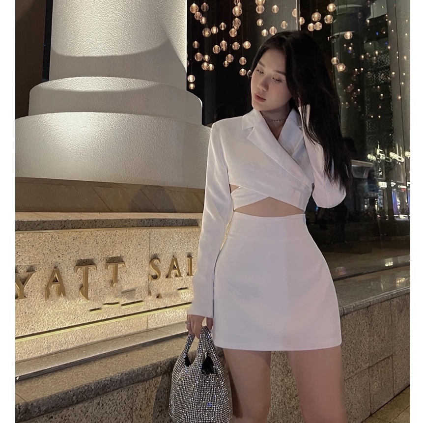 SET BỘ ÁO VEST CROPTOP TAY DÀI CHÉO XOẮN EO PHỐI CHÂN VÁY CHỮ A