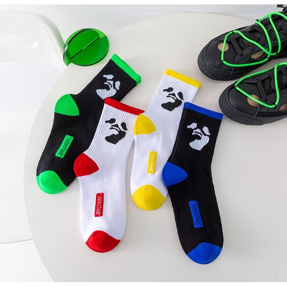 Vớ Tất thể thao cổ cao Nam Nữ phong cách trẻ trung và năng động.