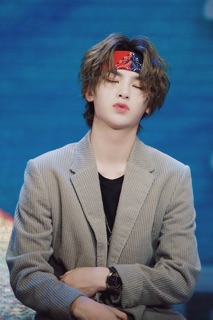 Khăn bandana 2 màu.