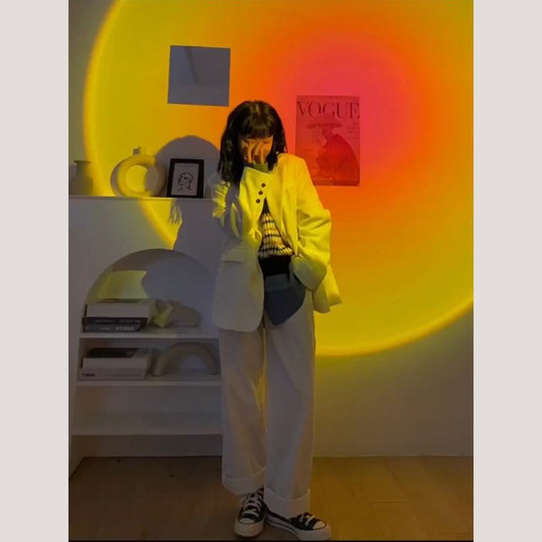 Đèn Hoàng Hôn 16 Màu có Remote Điều Khiển - Đèn Quay Tik Tok, Livestream Màu Sắc Lung Linh, Huyền Ảo