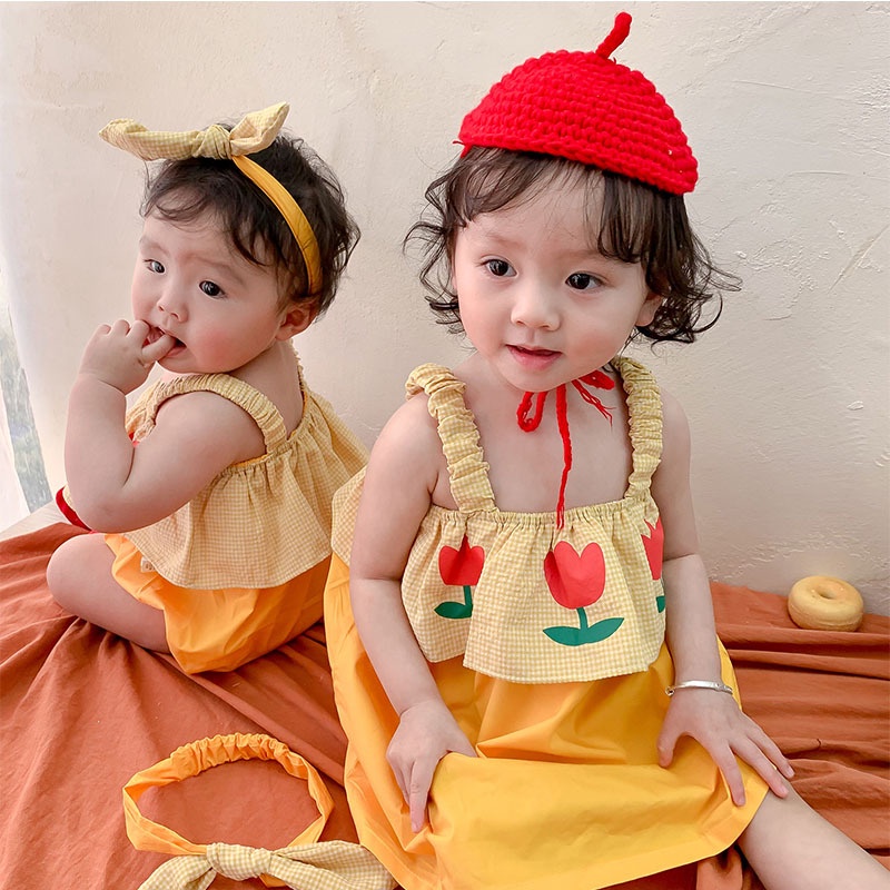 Trang Phục Chị Em Gái Hoa tulip Hàn Quốc Mới Với Hoa tulip Viền Sọc Caro Cho Mùa Hè