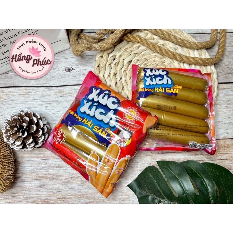 XÚC XÍCH CHAY HẢI SẢN .