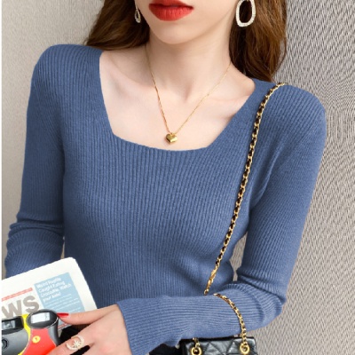 Áo sweater dệt kim thiết kế chéo dưới