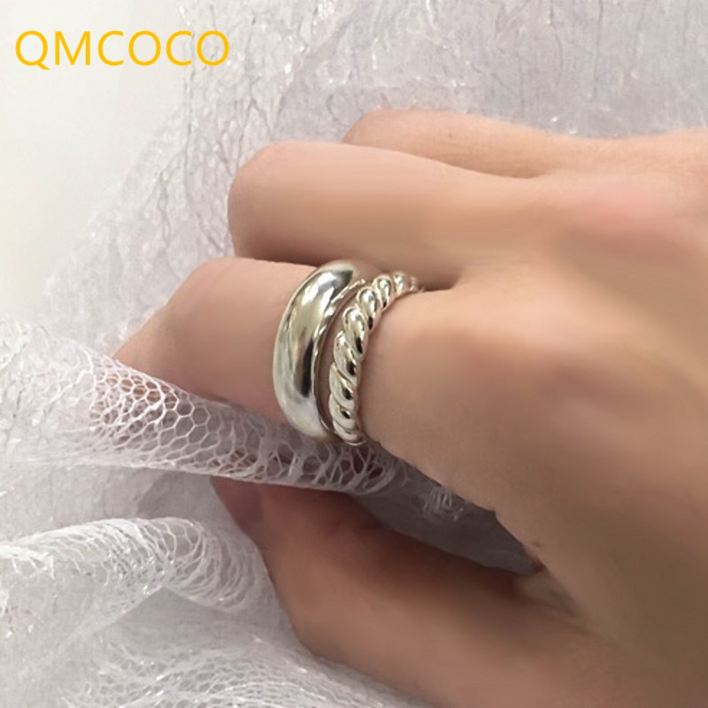 Nhẫn Đeo Tay Dạng Xoắn Màu Vàng / Bạc Họa Tiết Hình Học Đơn Giản Thời Trang Cho Nữ