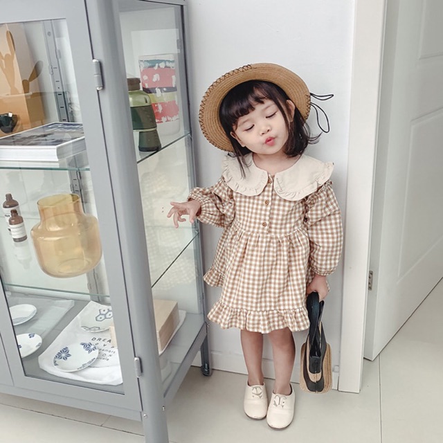 Đầm vintage cho bé gái