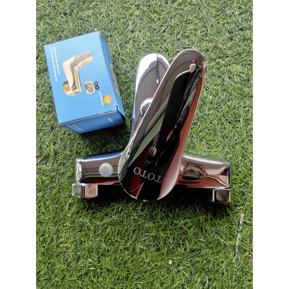 CỦ SEN TẮM NÓNG LẠNH TOTO ĐỒNG - TẶNG KÈM 2 CHÂN Z ĐỒNG CAO CẤP