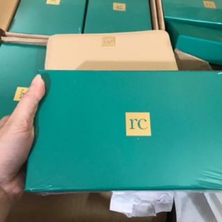 Ví cầm tay hàng chuẩn