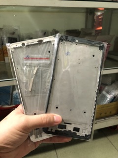 Vỏ vivo v7 plus full bộ