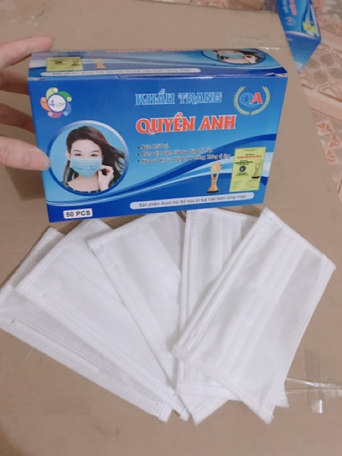 Khẩu trang y tế 4 lớp