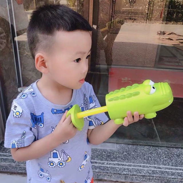 Ninikids: Phun nước hình cá sấu, cá mập, lợn hồng, đồ chơi tắm, đồ chơi nhựa cho bé