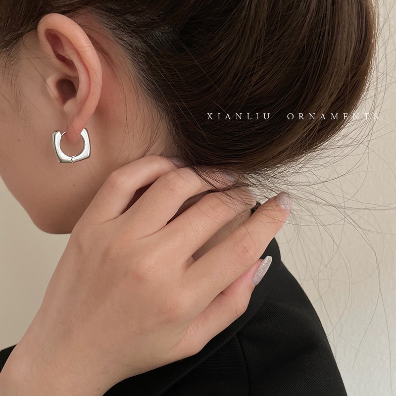 Khuyên Tai Hình Vuông Phong Cách retro Hàn Quốc Cao Cấp Sang Trọng