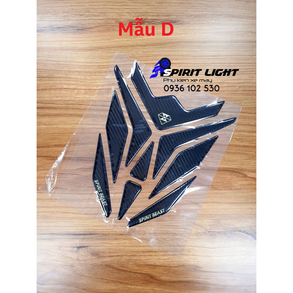 Tem Decal xương cá vân carbon (cac bon, cat bon) Spirit Beast dán ốp bình xăng mô tô phân khối lớn moto PKL decan hãng