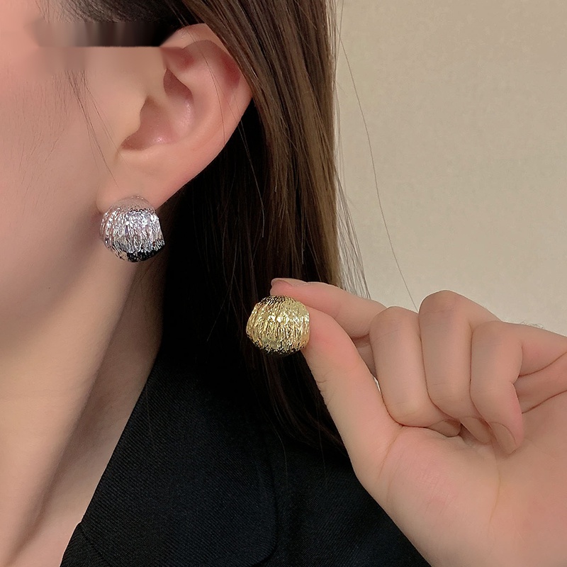 Newtrendycoolstudearrings