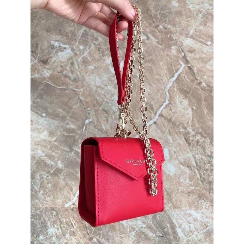 Túi Gift Givenchy Red Pouch 2021 Auth