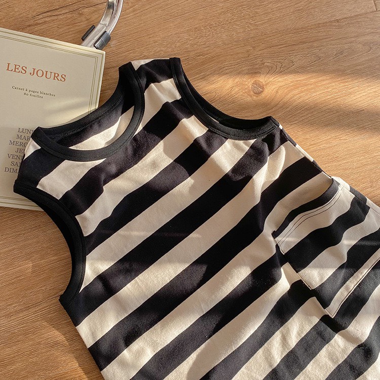 Đầm suông ba lỗ cọc tay phong cách Hàn Quốc cho bé D833