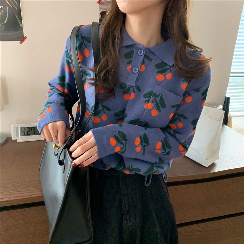 Áo kiểu PURE CUBE dệt kim tay dài dáng rộng cổ polo in họa tiết quả cherry phong cách Hàn Quốc xinh xắn cho nữ