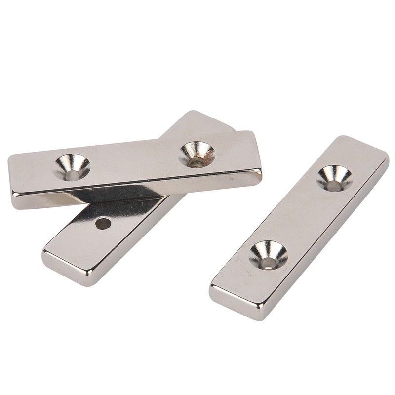 Nam châm siêu mạnh, nam châm đất hiếm có lỗ vát bắt vít kích thước 100x10x5mm