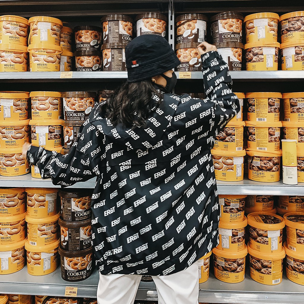 Áo Khoác Dù hai lớp in chữ erot cá tính _AKD erot clothing