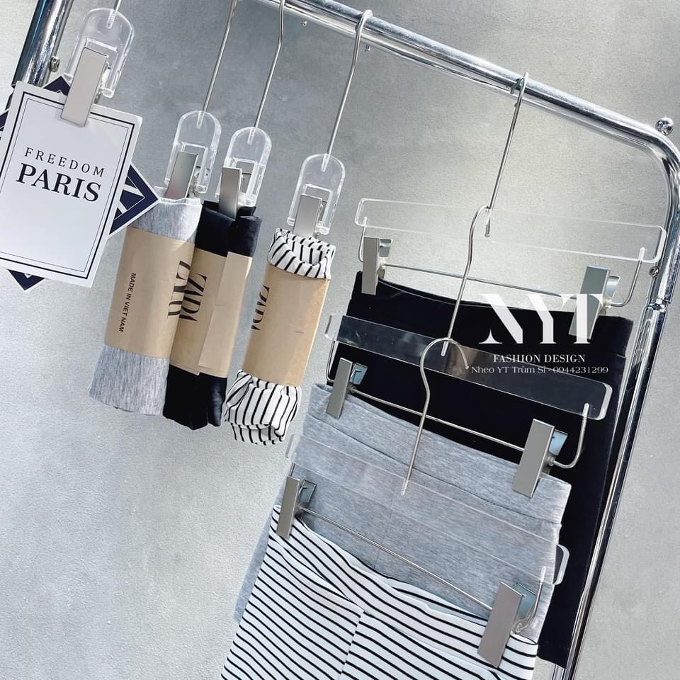 quần legging đùi nữ kẻ cuộn mặc nhà, quần sooc nữ thể thao mặc thoải mái | BigBuy360 - bigbuy360.vn